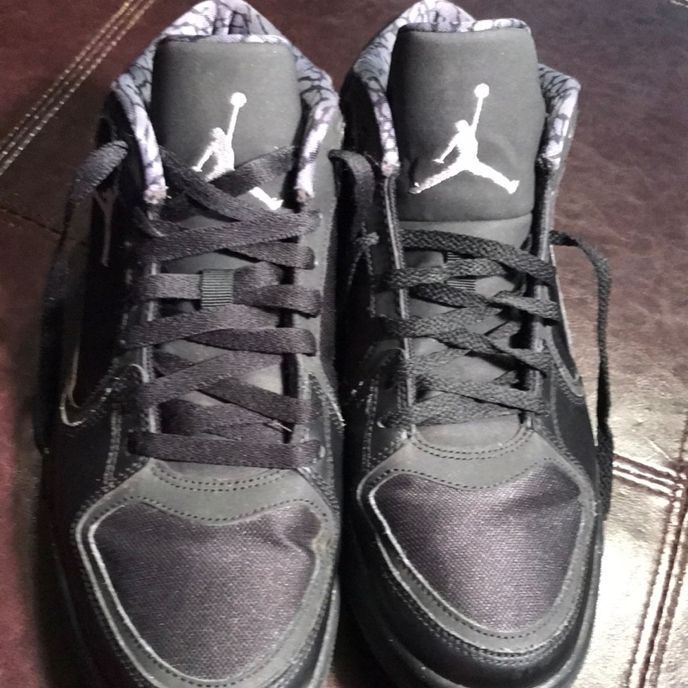 Men size 9 black Jordan’s